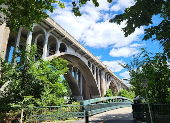 rhode-island/blackstone-river-bikeway/shop/blackstone-river-state-park