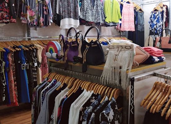 nigeria/hausa-fulani/shop/hulato-luxury-boutique