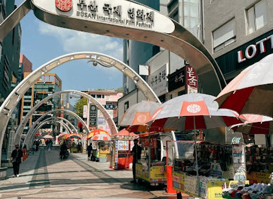 south-korea/busan/nampodong/shop/the-most-famous-hotteok-stores-in-busan