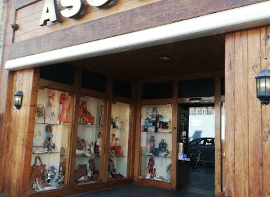 belgium/ypres/shop/ascot