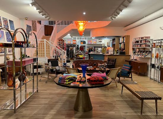 new-york/hudson/shop/magic-hill-mercantile