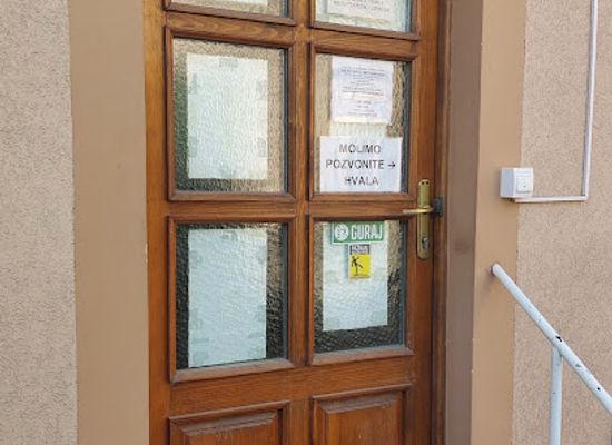 serbia/novi-sad/petrovaradin/shop/bajuk