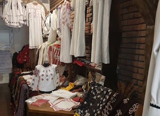 romania/oltenia/shop/magazin-de-arta-traditionala-si-suveniruri