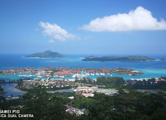 seychelles/ile-d-aurore/shop/stc-hypermarket