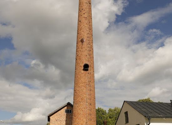sweden/vasternorrland/shop/skogshyddan-antikt-och-galleri