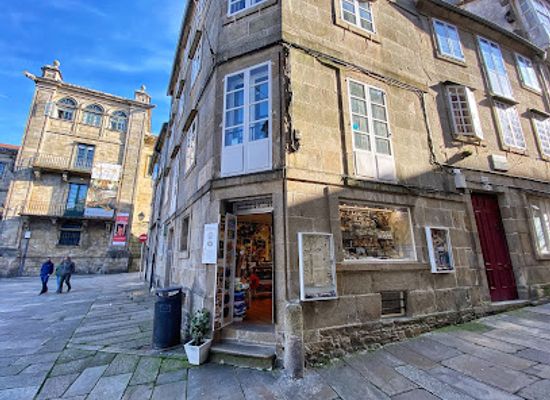 spain/camino-de-santiago/shop/kilometro-cero-scq