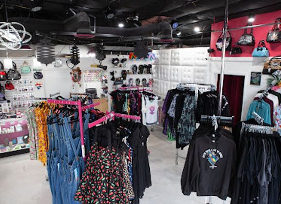 washington/spokane/shop/atomic-threads-boutique