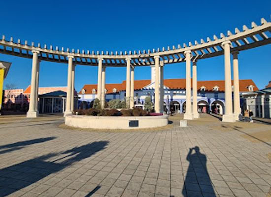 croatia/zagorje/shop/adidas-outlet-store-sveti-kriz-zacretje