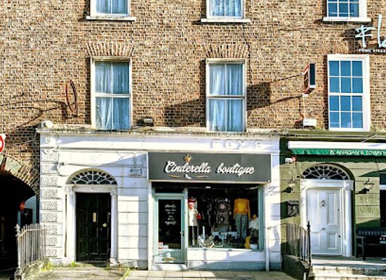 ireland/county-limerick/shop/cinderella-boutique