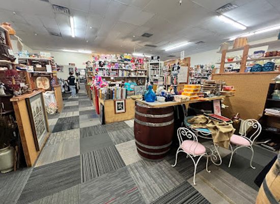 arizona/black-mesa/shop/call-it-new-call-it-antique-mesa-az