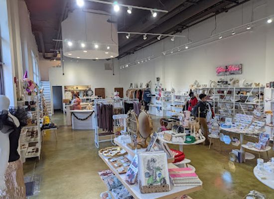 north-carolina/charlotte-area/shop/charlotte-collective-south-end