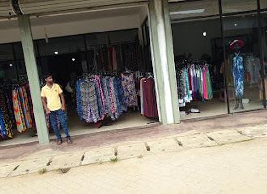 sri-lanka/kegalle-district/shop/pinnawala-handicrafts-emporium