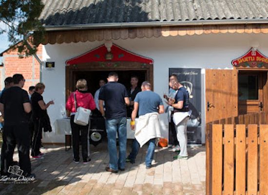 croatia/baranja/shop/svijetli-dvori
