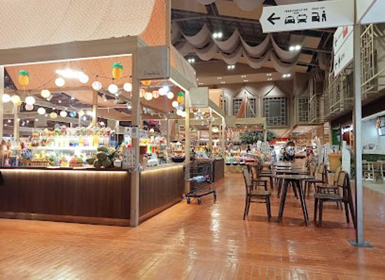 thailand/ayutthaya/shop/robinson-ayutthaya