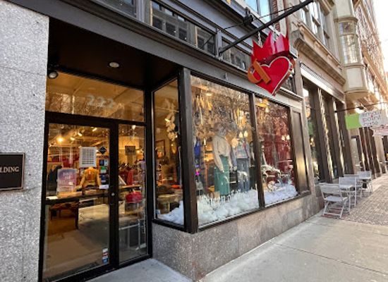 rhode-island/providence/downtown-providence/shop/queen-of-hearts
