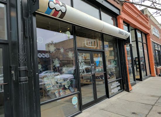 illinois/chicago/wicker-park/shop/transit-tees