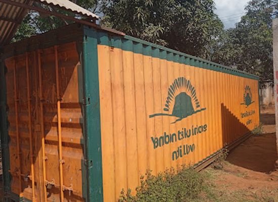 malawi/dzalanyama-forest-reserve/shop/t