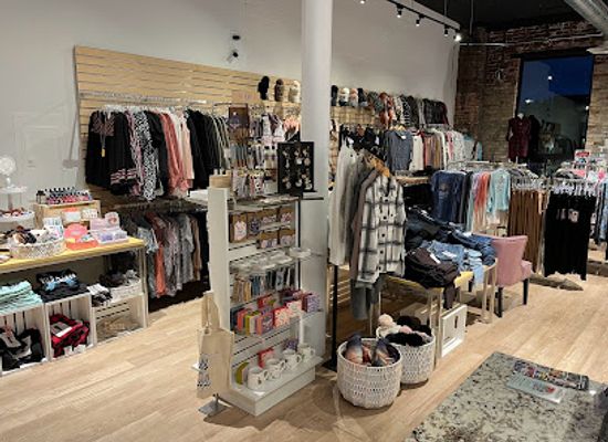 minnesota/lake-superior-s-north-shore/shop/liila-boutique