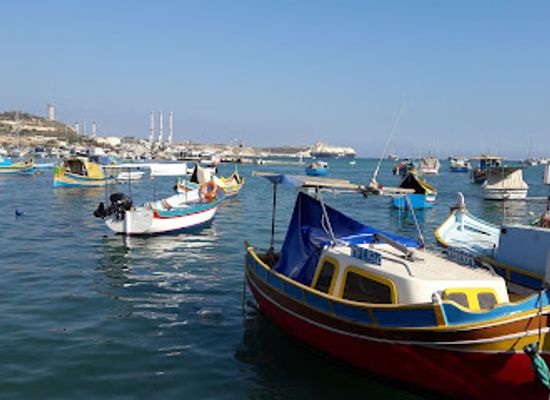malta/marsaxlokk-fishing-village/shop/ritas-fresh-fish