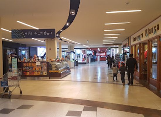 argentina/patagonia/shop/paseo-de-la-patagonia-shopping-center