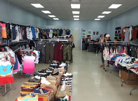 guam/southern-guam/shop/compadres-mall