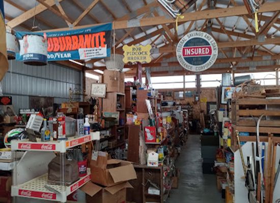 oregon/blue-mountains/shop/second-hand-antiques