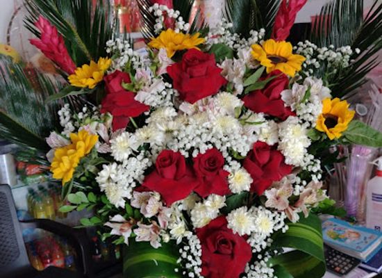 peru/tumbes/shop/florerias-en-tumbes-el-rosal-de-maria