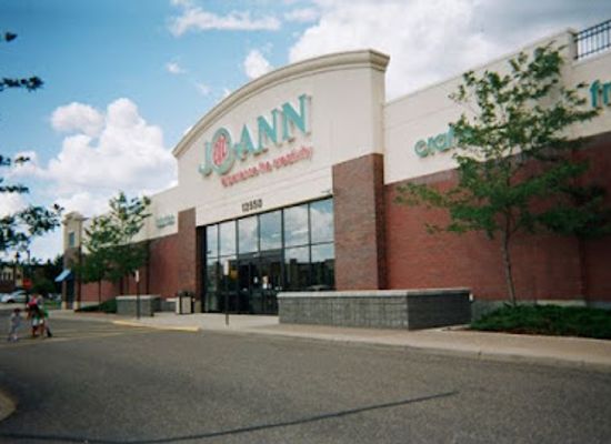 minnesota/big-woods/shop/arbor-lakes-retail-center