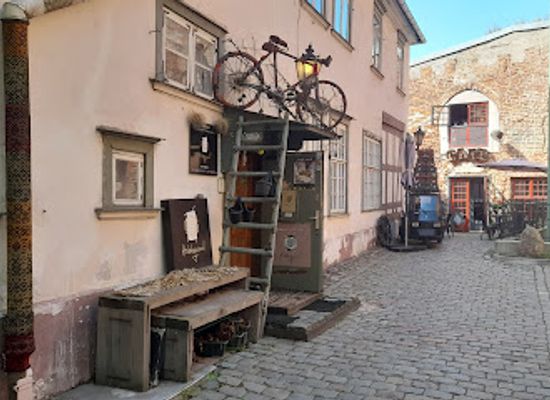 latvia/riga/old-town/shop/hobbywool