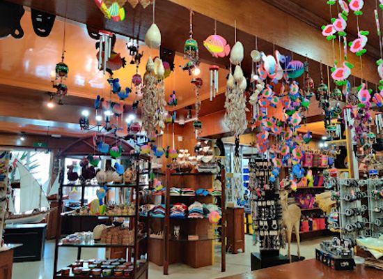 mauritius/trou-aux-cerfs/shop/voiliers-de-l-ocean-ship-models