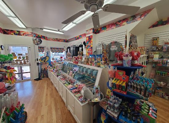 rhode-island/narragansett/shop/nana-s-candy-bar