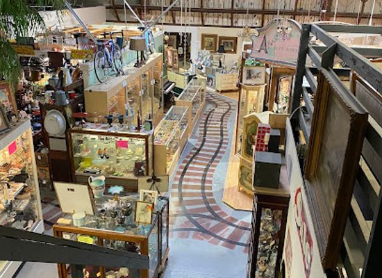 california/temecula/shop/granny-s-attic