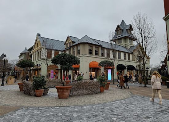 belgium/hoge-kempen-national-park/shop/polo-ralph-lauren-outlet-store-maasmechelen