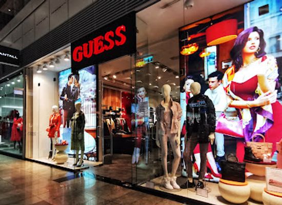 slovakia/kosice/shop/guess