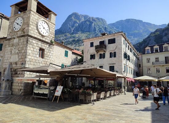 montenegro/banjani/shop/shopping-centre-kamelija
