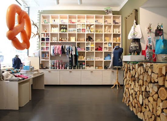 germany/altbayern/shop/obacht-der-laden-fur-heimatgefuhl