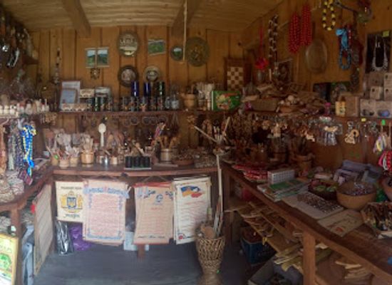 ukraine/vorokhta/shop/malyy-suvenirnyy-rynok