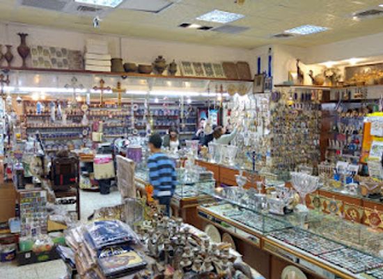israel/akko/templar-tunnel/shop/jewelry-and-souvenirs-bolus-elias
