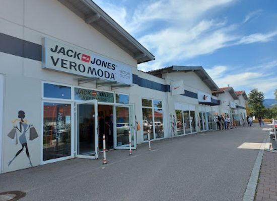 germany/franconia/shop/piding-outlets