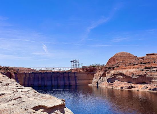 arizona/lake-powell/shop/the-chains