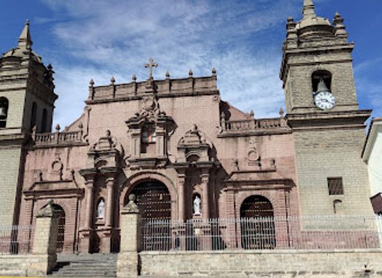 peru/ayacucho/shop/artesanias-textiles-ayacucho