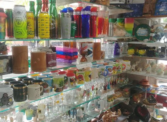 jamaica/north-coast/shop/souvenir-outlet
