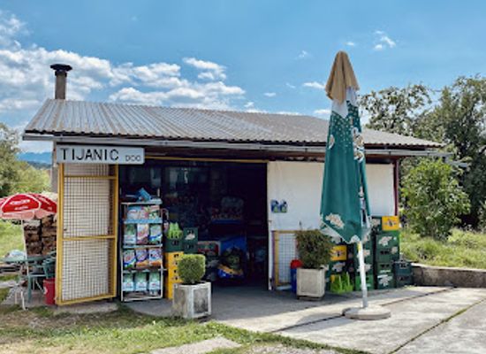 montenegro/mount-bjelasica/shop/tijanic