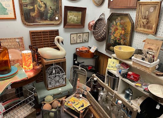 delaware/delaware-piedmont/shop/aunt-margaret-s-antique-mall