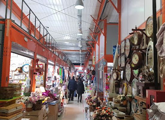 mongolia/dzungarian-basin/shop/dunjingarav-shopping-center