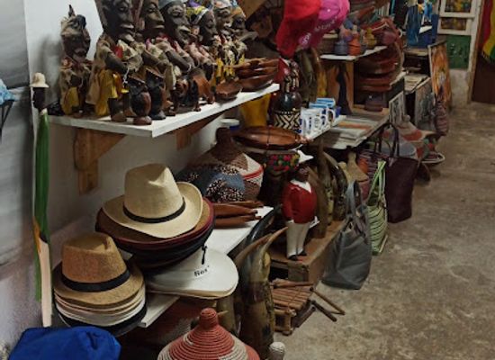 cabo-verde/praia-de-chaves/shop/samba-no-stress-boutique-magasin