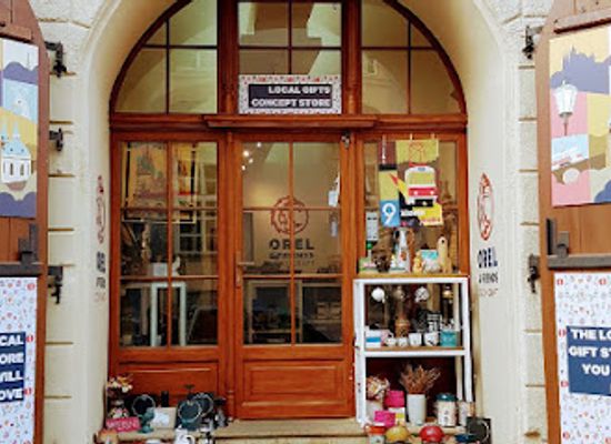 czechia/bohemia/shop/orel-and-friends