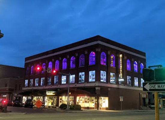 nebraska/north-platte/shop/hirschfeld-s-prom-shoppe