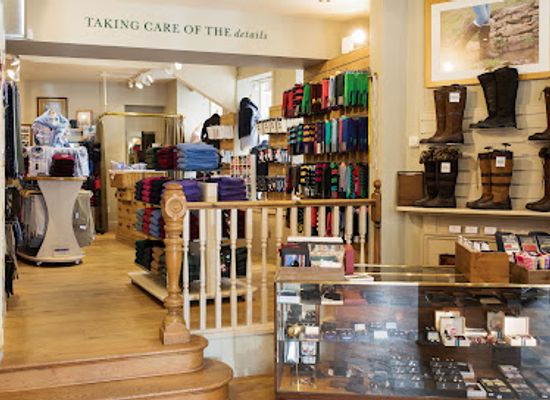 united-kingdom/roxburghshire/shop/humes-outfitters-menswear