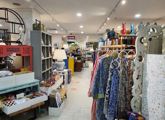 singapore/holland-village/shop/lim-s-holland-village